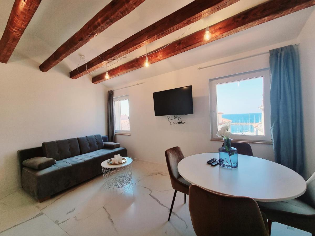 As Deluxe Apartments ピラン エクステリア 写真